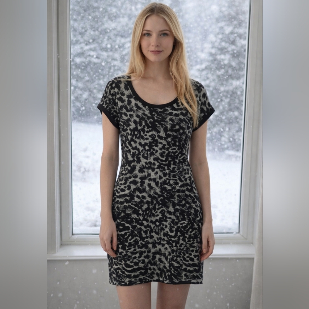 Calvin Klein Black and Gray Animal Print Knit Dress Size M